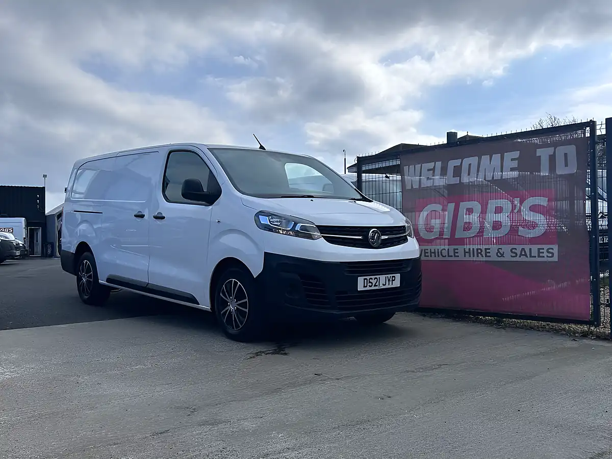 Used 2021 Vauxhall Vivaro Dynamic White - Front View