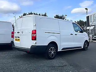 Used 2021 Vauxhall Vivaro Dynamic White - Interior and Exterior details 4
