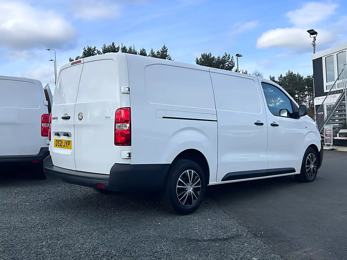 Used 2021 Vauxhall Vivaro Dynamic White - Interior and Exterior details 4