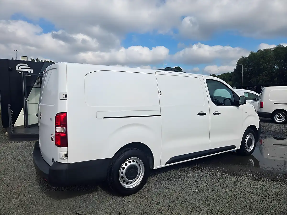 Used 2021 Vauxhall Vivaro Edition L2 H1 White - Interior and Exterior details 7