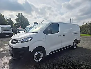 Used 2021 Vauxhall Vivaro Edition L2 H1 White - Interior and Exterior details 9