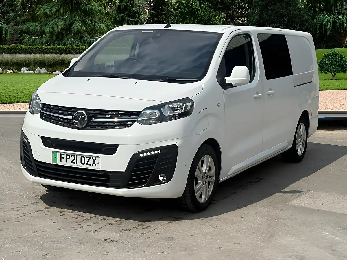 Used 2021 Vauxhall Vivaro Electric Elite White - Interior and Exterior details 7
