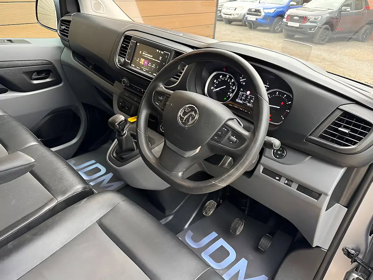 Used 2021 Vauxhall Vivaro Elite S/S Grey - Interior and Exterior details 14