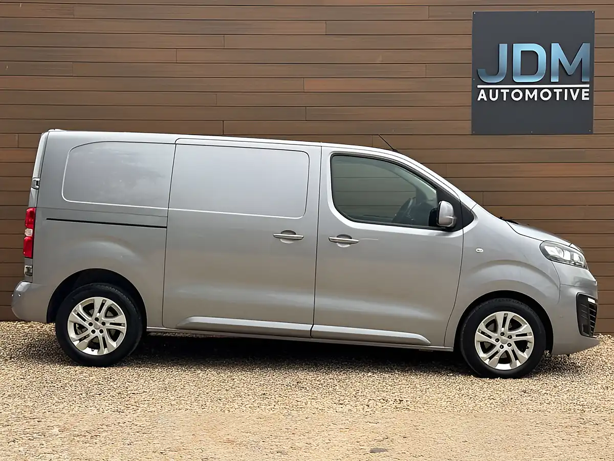 Used 2021 Vauxhall Vivaro Elite S/S Grey - Interior and Exterior details 2