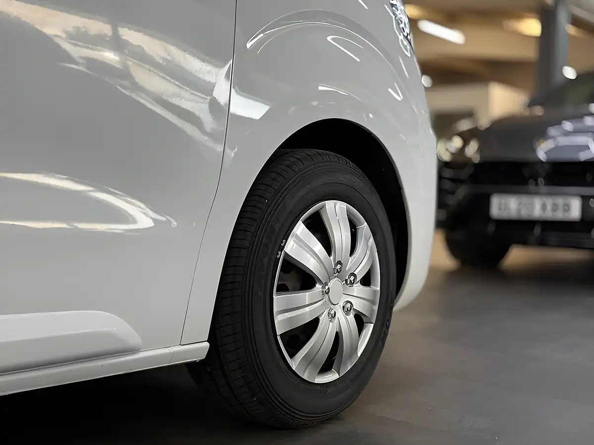 Used 2021 Vauxhall Vivaro L2H1 2900 Sportive White - Interior and Exterior details 8