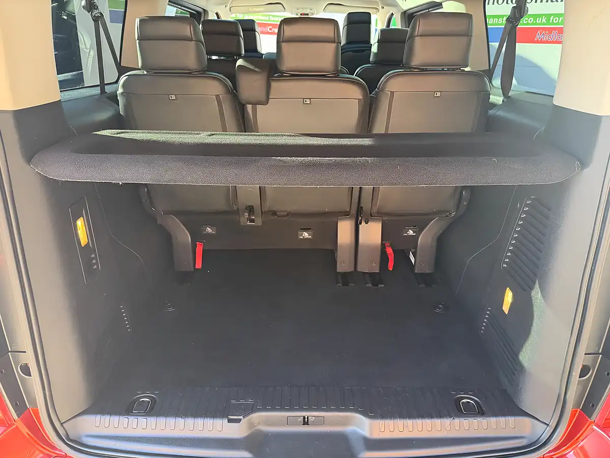 Used 2021 Vauxhall Vivaro Life Elite L Red - Interior and Exterior details 17