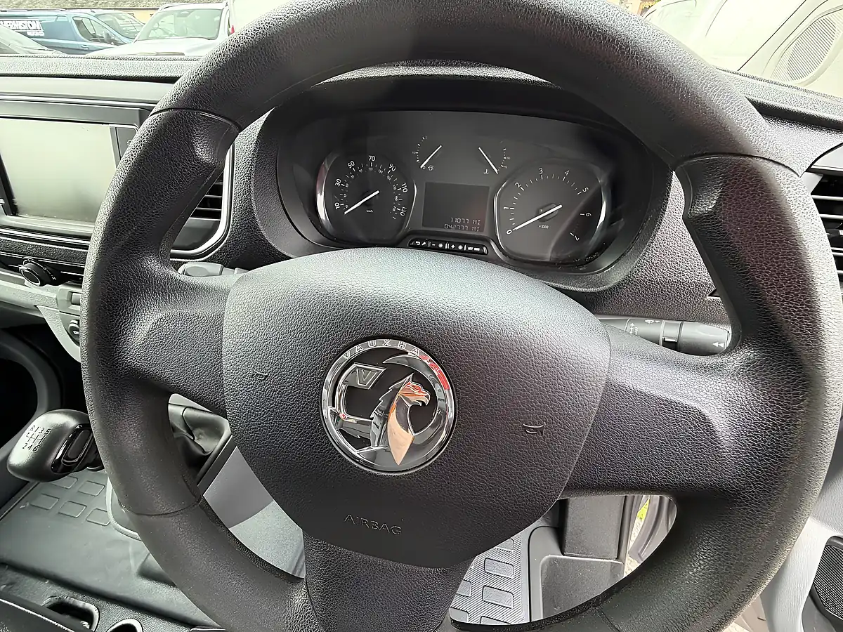 Used 2021 Vauxhall Vivaro Sportive Grey - Interior and Exterior details 14
