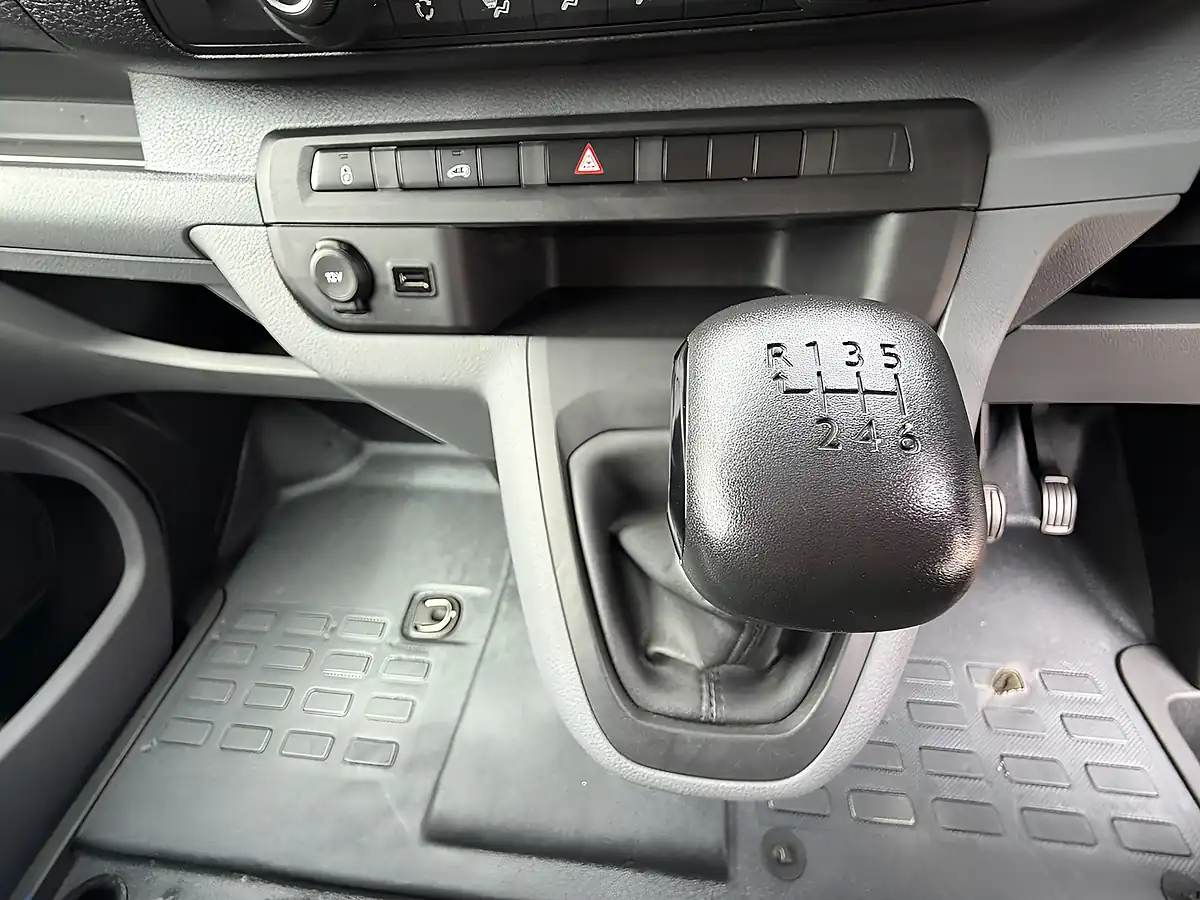 Used 2021 Vauxhall Vivaro Sportive Grey - Interior and Exterior details 17
