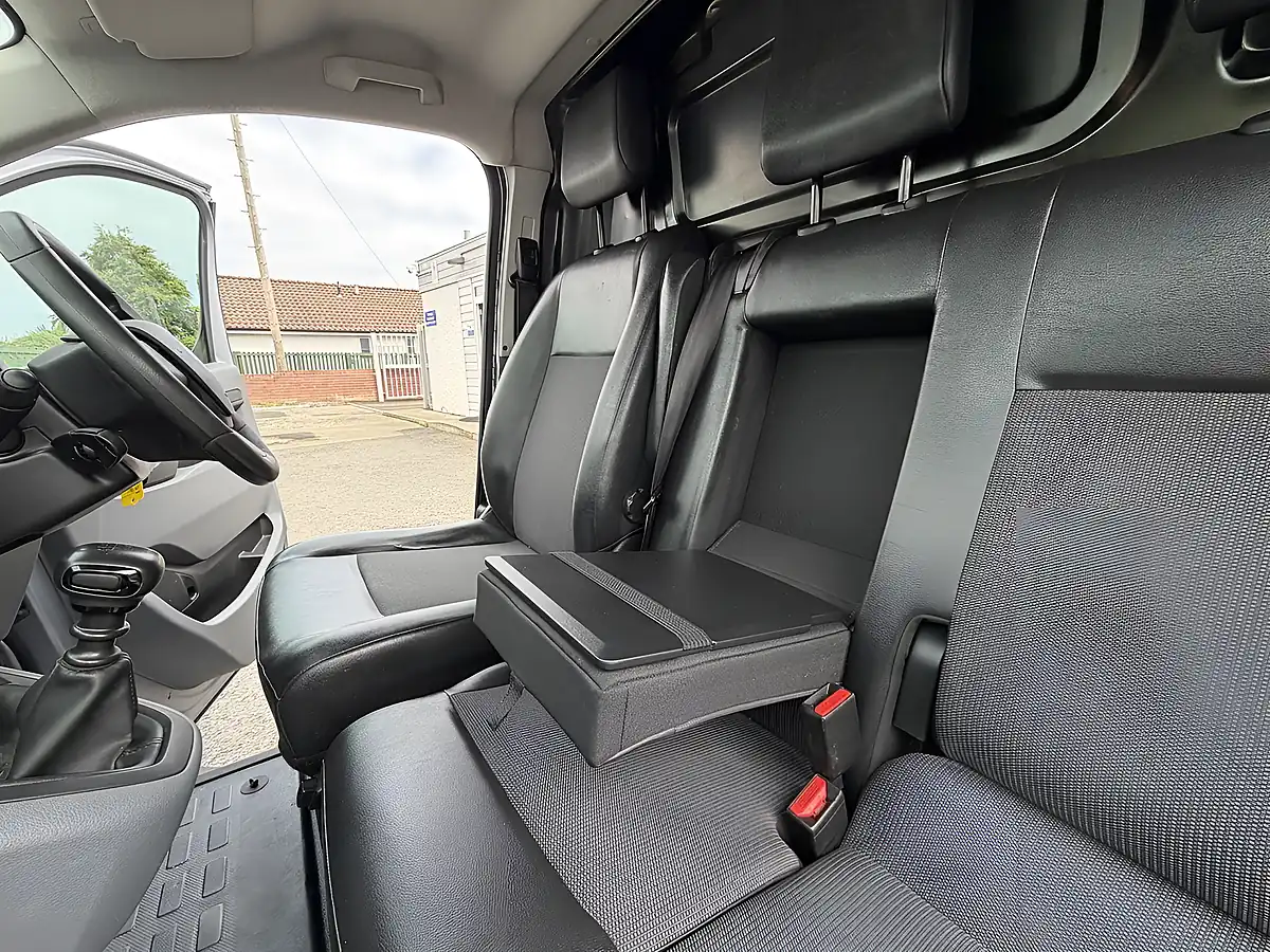 Used 2021 Vauxhall Vivaro Sportive Grey - Interior and Exterior details 19