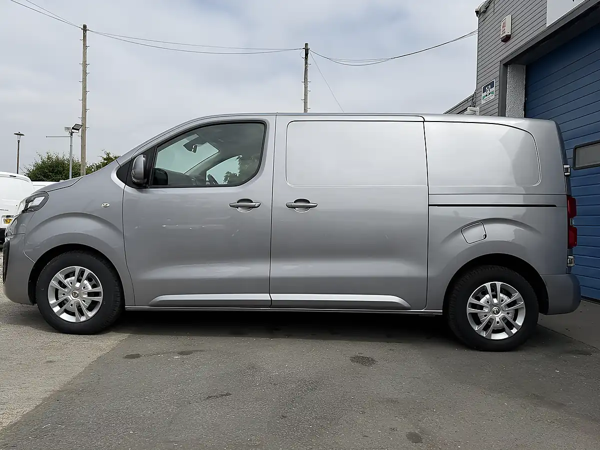 Used 2021 Vauxhall Vivaro Sportive Grey - Interior and Exterior details 4