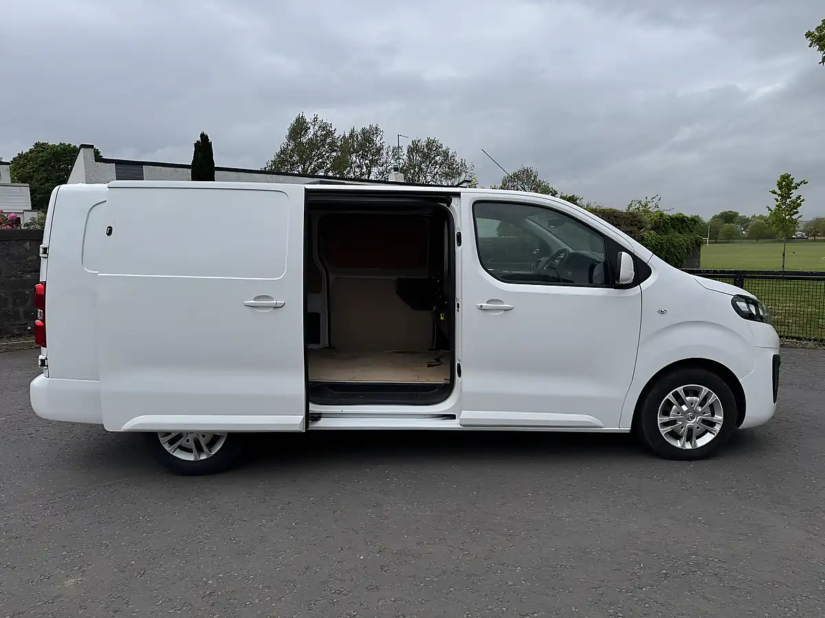 Used 2021 Vauxhall Vivaro Sportive White - Interior and Exterior details 10