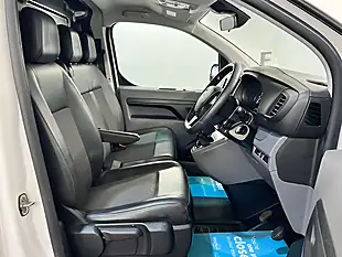 Used 2021 Vauxhall Vivaro Sportive White - Interior and Exterior details 13