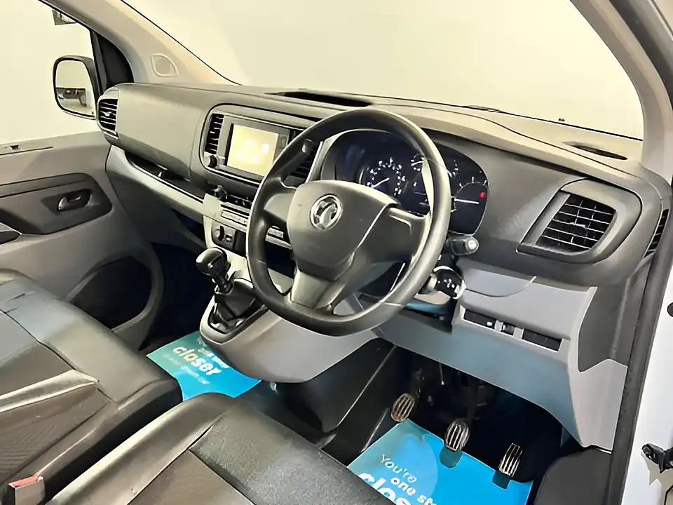 Used 2021 Vauxhall Vivaro Sportive White - Interior and Exterior details 12