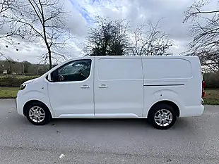 Used 2021 Vauxhall Vivaro Sportive White - Interior and Exterior details 12