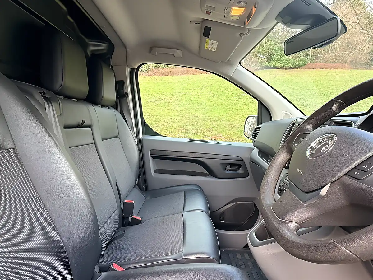 Used 2021 Vauxhall Vivaro Sportive White - Interior and Exterior details 13