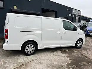 Used 2021 Vauxhall Vivaro Sportive White - Interior and Exterior details 3