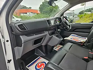 Used 2021 Vauxhall Vivaro Sportive White - Interior and Exterior details 12