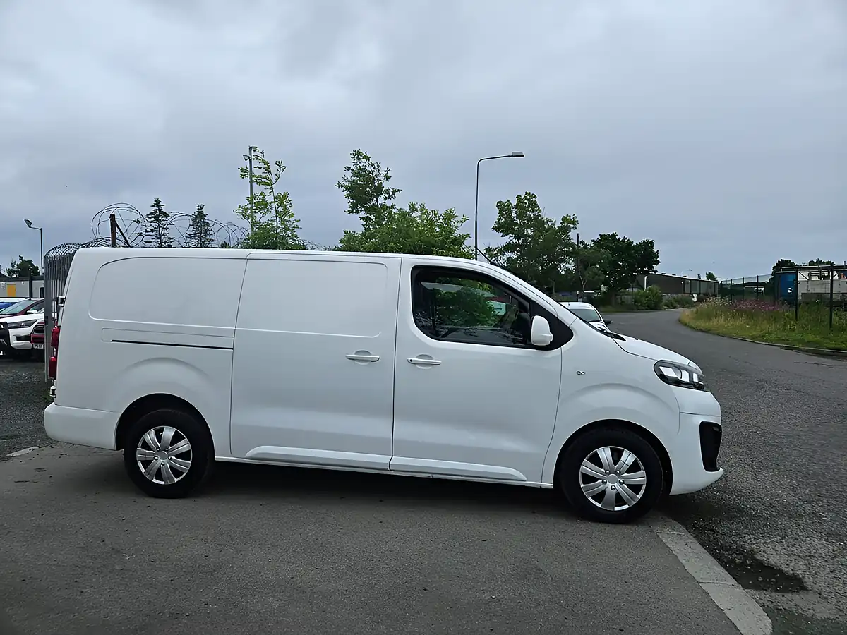 Used 2021 Vauxhall Vivaro Sportive White - Interior and Exterior details 2