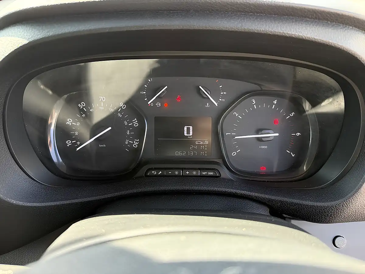 Used 2021 Vauxhall Vivaro Sportive White - Interior and Exterior details 13