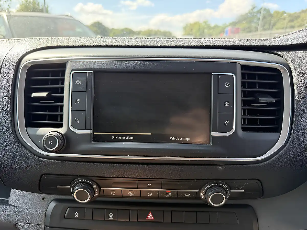 Used 2021 Vauxhall Vivaro Sportive White - Interior and Exterior details 14
