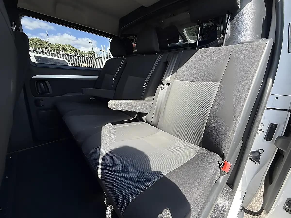 Used 2021 Vauxhall Vivaro Sportive White - Interior and Exterior details 18
