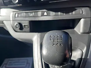 Used 2021 Vauxhall Vivaro Sportive White - Interior and Exterior details 16