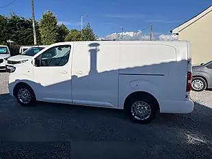 Used 2021 Vauxhall Vivaro Sportive White - Interior and Exterior details 9