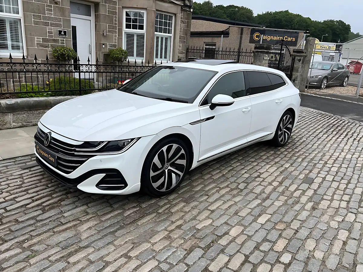 Used 2021 Volkswagen Arteon R-Line Shooting Brake White - Interior and Exterior details 12