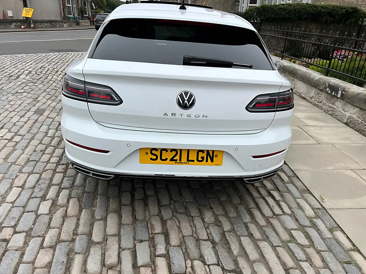 Used 2021 Volkswagen Arteon R-Line Shooting Brake White - Interior and Exterior details 13