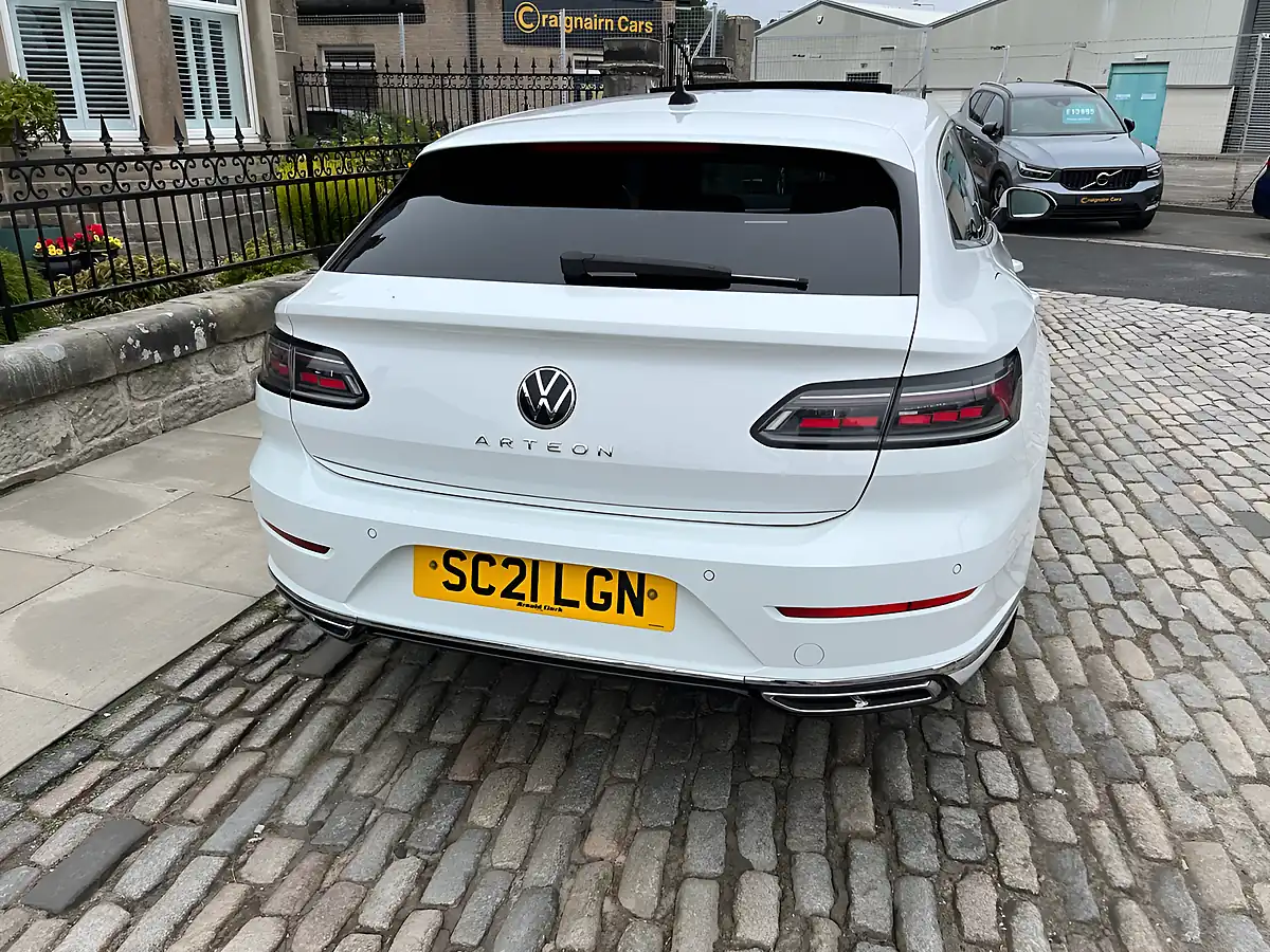 Used 2021 Volkswagen Arteon R-Line Shooting Brake White - Interior and Exterior details 9