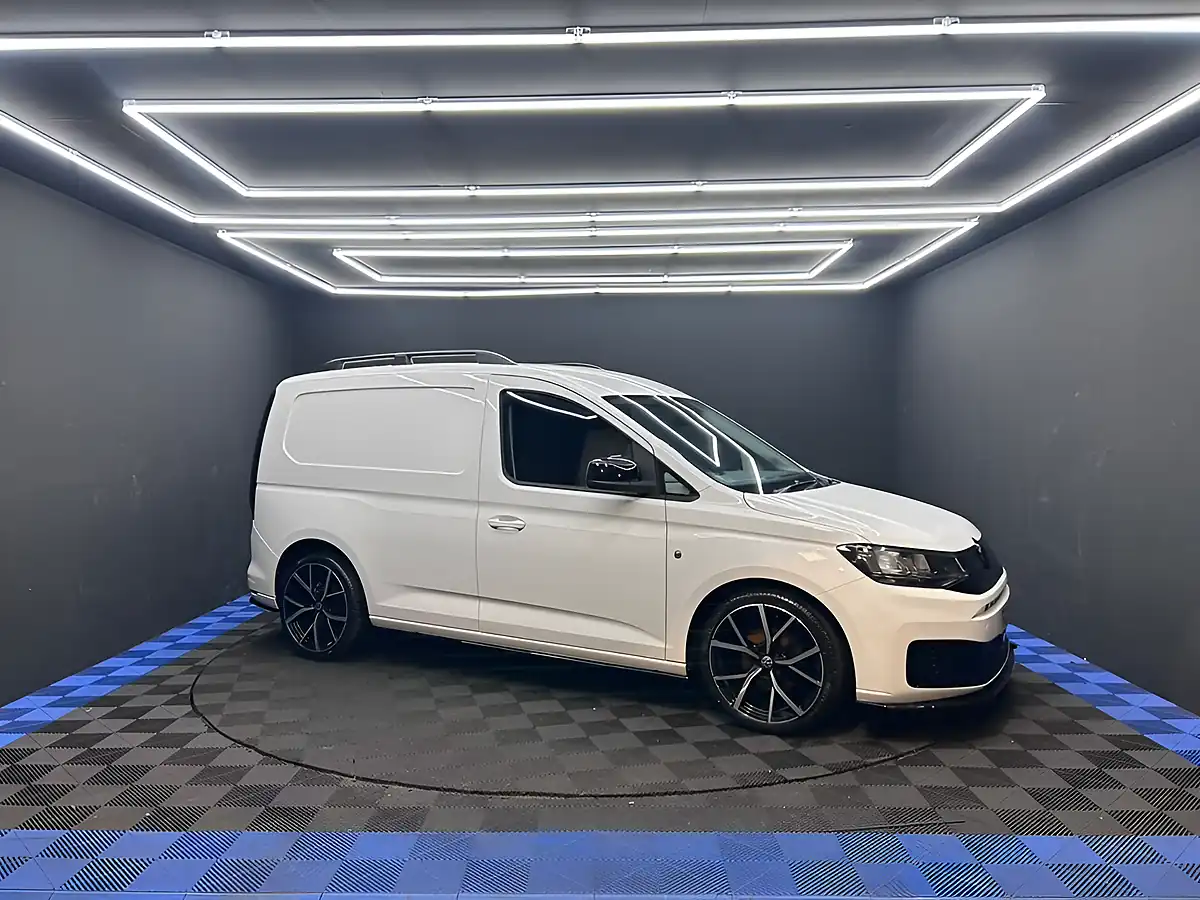 Used 2021 Volkswagen Caddy C20 Commerce White - Interior and Exterior details 11