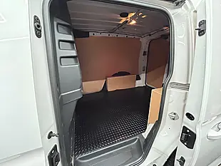 Used 2021 Volkswagen Caddy C20 Commerce White - Interior and Exterior details 20