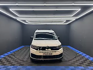 Used 2021 Volkswagen Caddy C20 Commerce White - Interior and Exterior details 3