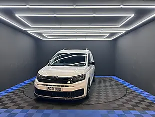 Used 2021 Volkswagen Caddy C20 Commerce White - Interior and Exterior details 4
