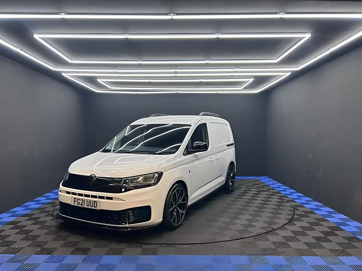 Used 2021 Volkswagen Caddy C20 Commerce White - Interior and Exterior details 5