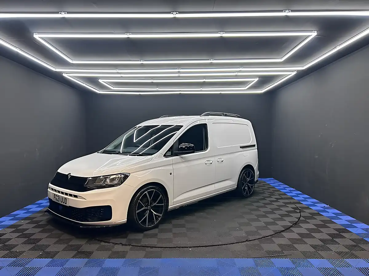 Used 2021 Volkswagen Caddy C20 Commerce White - Interior and Exterior details 6
