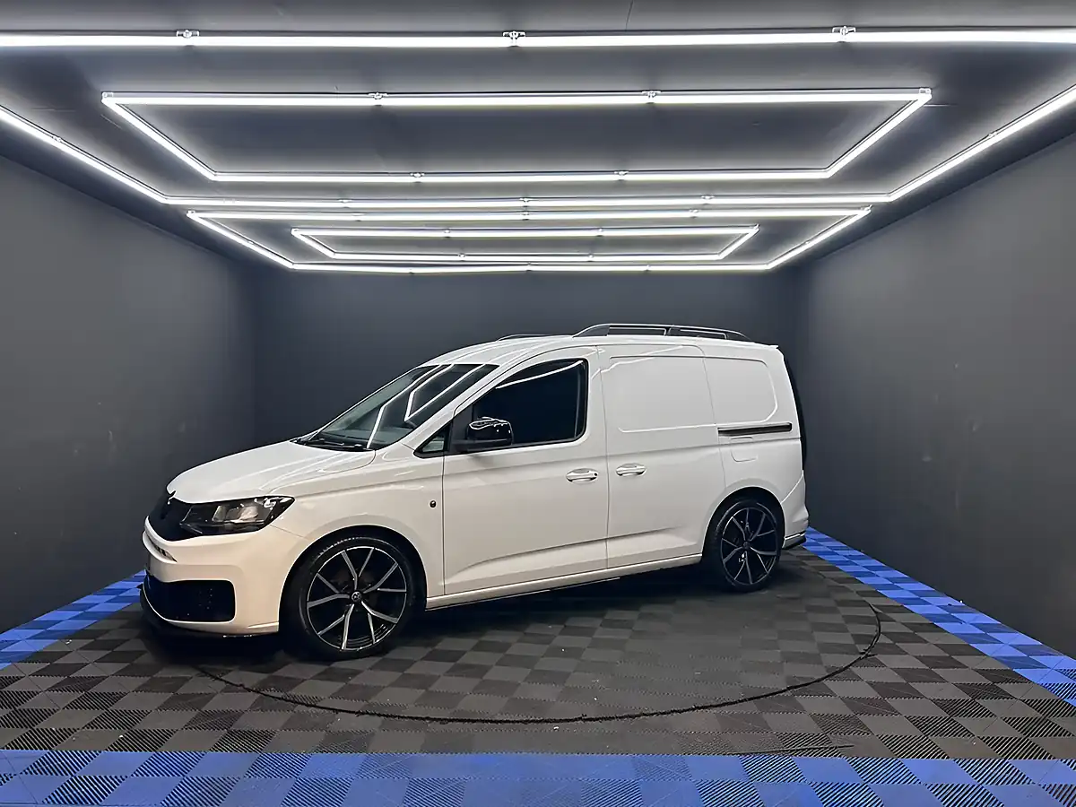 Used 2021 Volkswagen Caddy C20 Commerce White - Interior and Exterior details 7