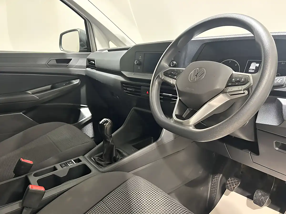 Used 2021 Volkswagen Caddy C20 Commerce White - Interior and Exterior details 16