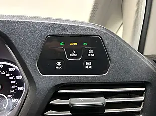 Used 2021 Volkswagen Caddy C20 Commerce White - Interior and Exterior details 20