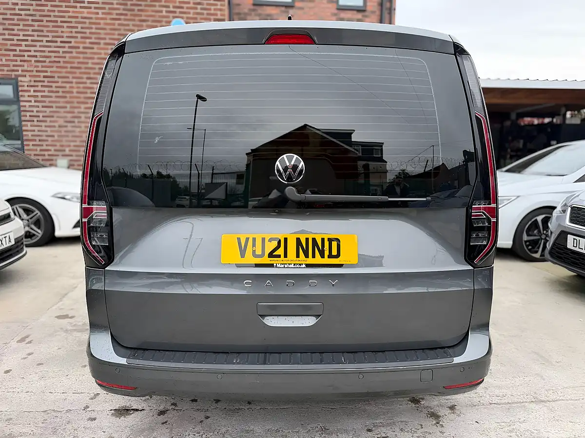Used 2021 Volkswagen Caddy Life Grey - Interior and Exterior details 10