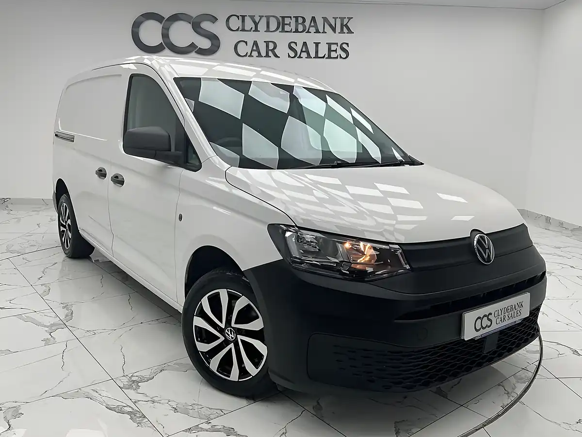 Used 2021 Volkswagen Caddy Maxi Commerce White - Front View