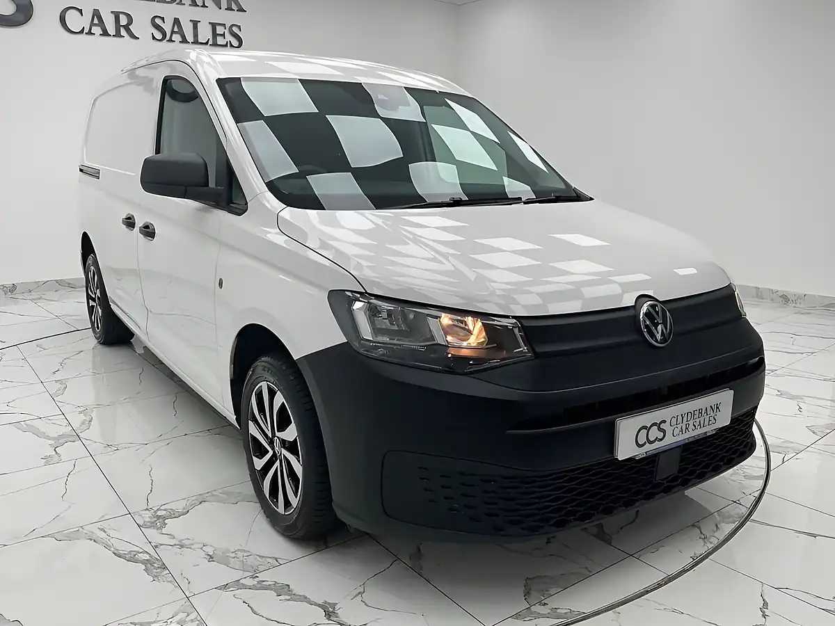 Used 2021 Volkswagen Caddy Maxi Commerce White - Interior and Exterior details 18