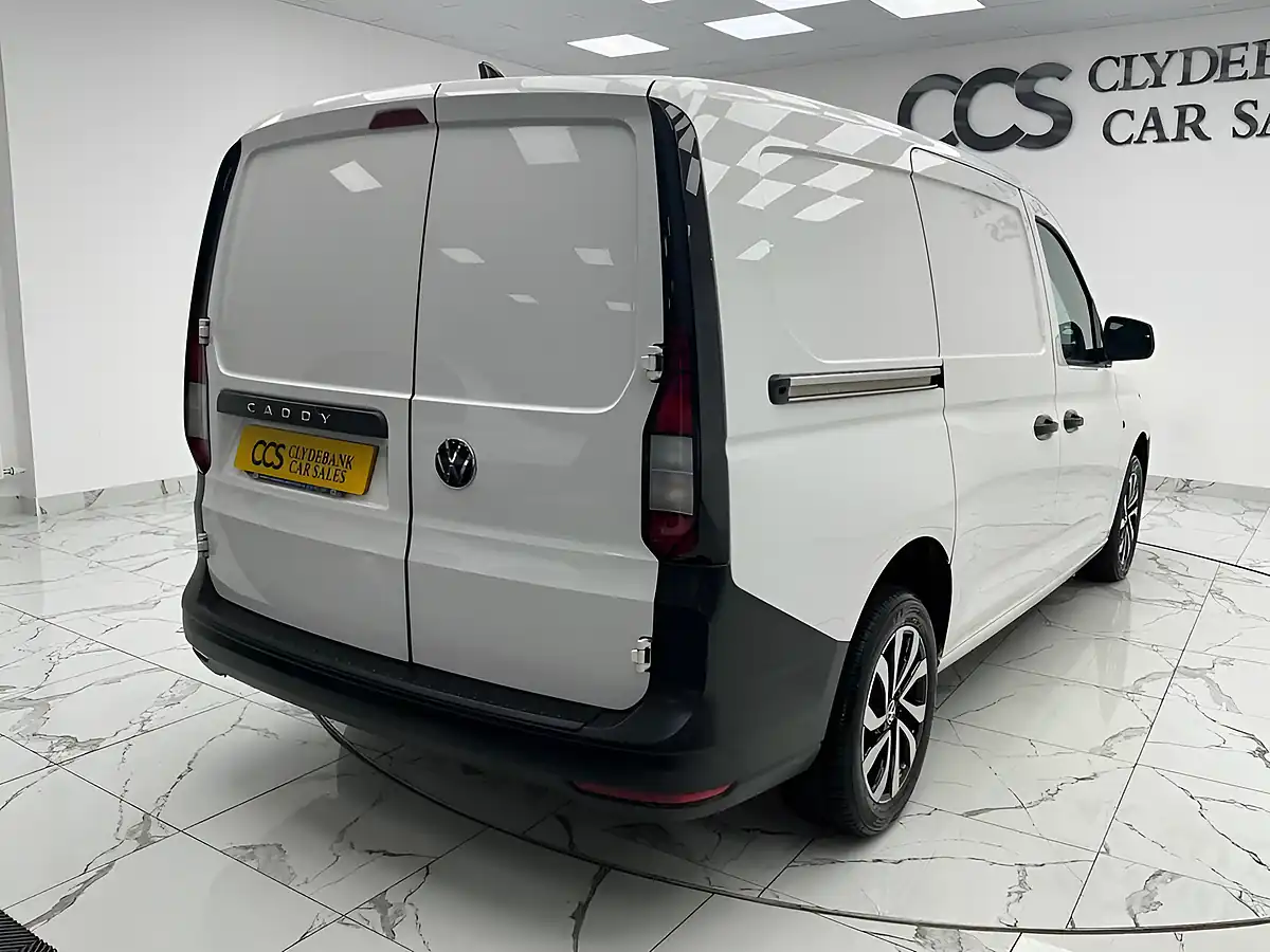 Used 2021 Volkswagen Caddy Maxi Commerce White - Interior and Exterior details 19