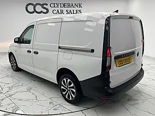 Used 2021 Volkswagen Caddy Maxi Commerce White - Interior and Exterior details 4