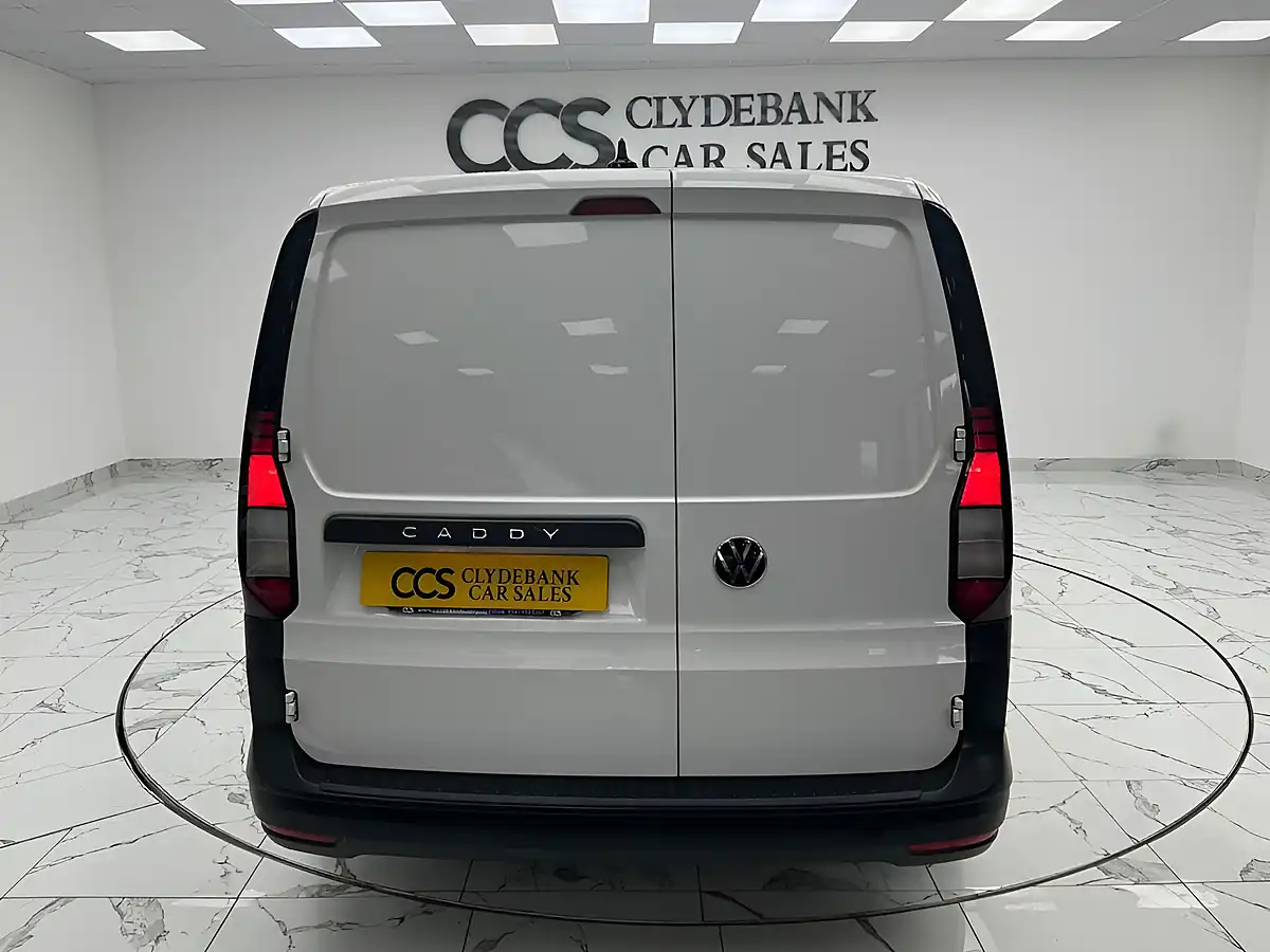 Used 2021 Volkswagen Caddy Maxi Commerce White - Interior and Exterior details 5