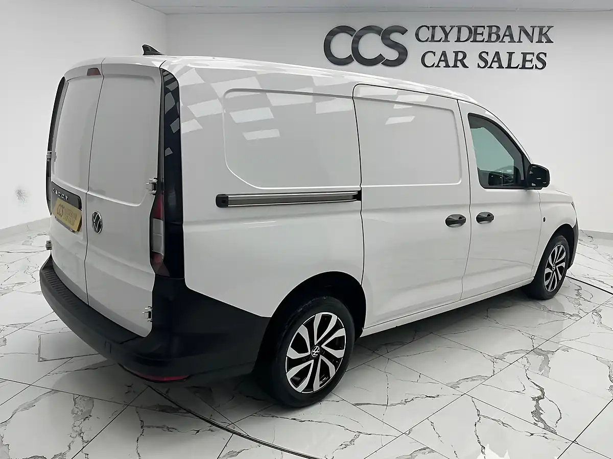 Used 2021 Volkswagen Caddy Maxi Commerce White - Interior and Exterior details 6