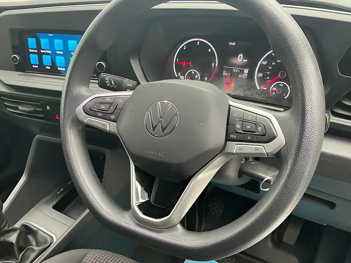Used 2021 Volkswagen Caddy Maxi Commerce White - Interior and Exterior details 9