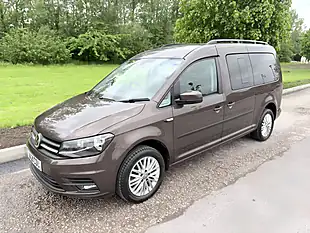Used 2021 Volkswagen Caddy Maxi Life Brown - Interior and Exterior details 4