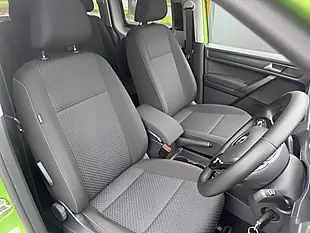 Used 2021 Volkswagen Caddy Maxi Life Green - Interior and Exterior details 5