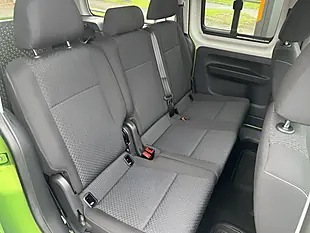 Used 2021 Volkswagen Caddy Maxi Life Green - Interior and Exterior details 8